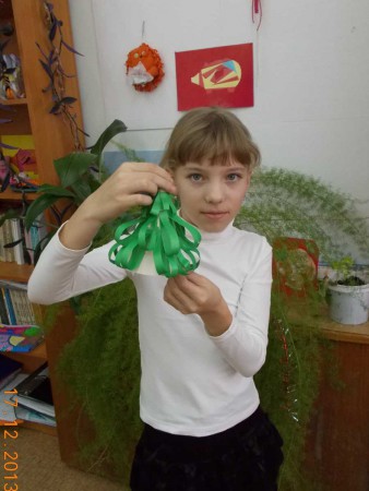 Елка №11. Дудина Настя, МАОУ СОШ, с. Уктуз, Бердюжский р-н